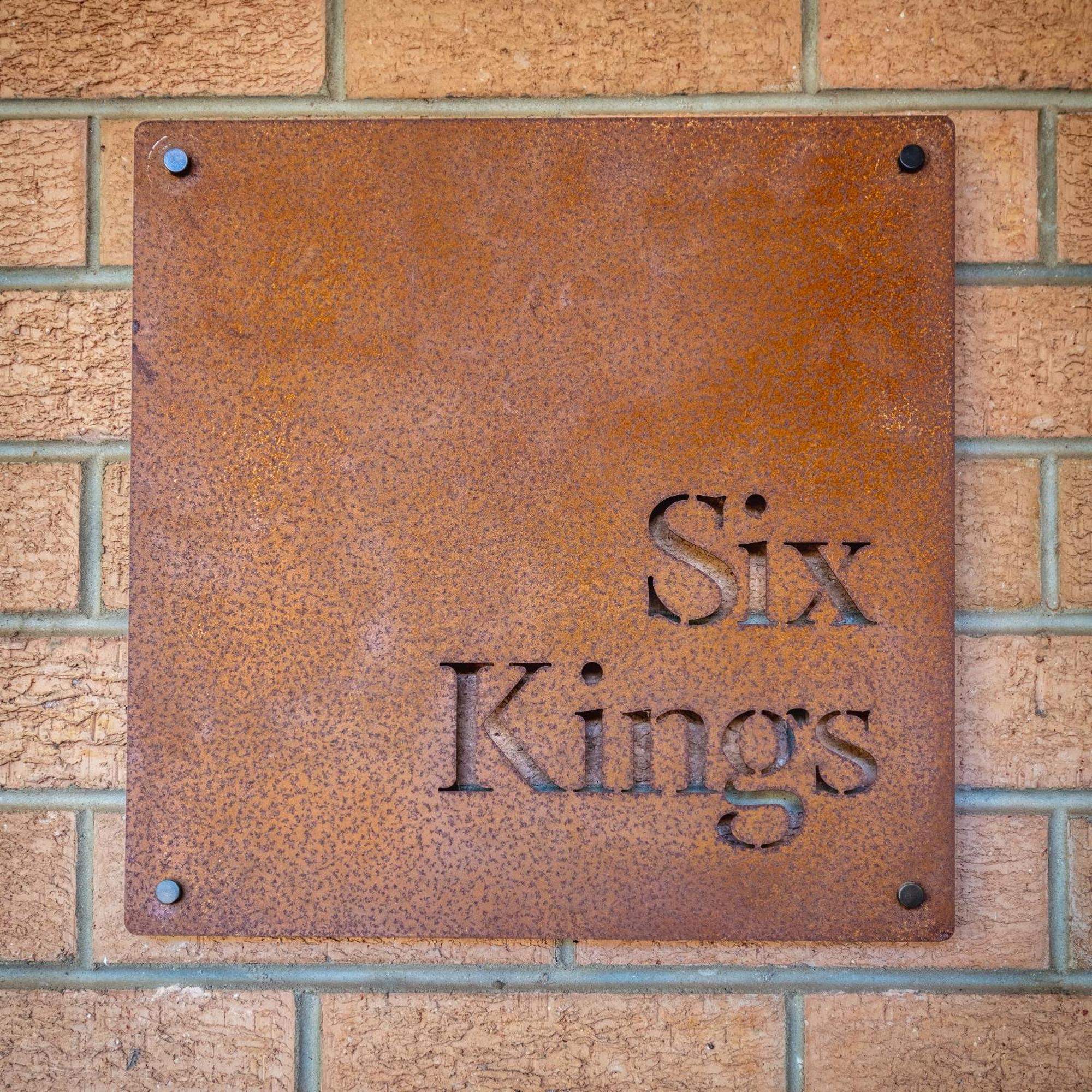 אדלייד Six Kings - The Very Best Location מראה חיצוני תמונה